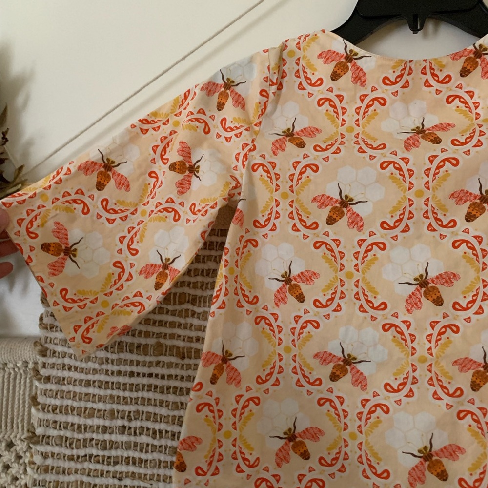 Nyck Nack couture handmade tunic bee top - Picture 3 of 8